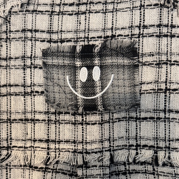 Oli & Hali Unique Black and Gray and Cream Plaid Pullover, Oversized - Picture 3 of 7